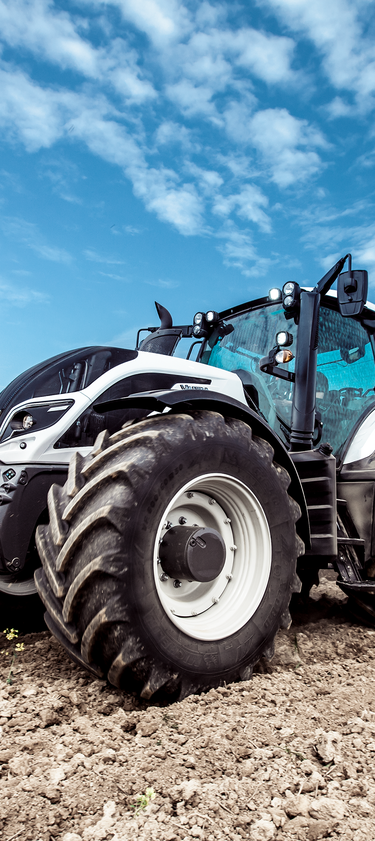 Valtra N4 трактор