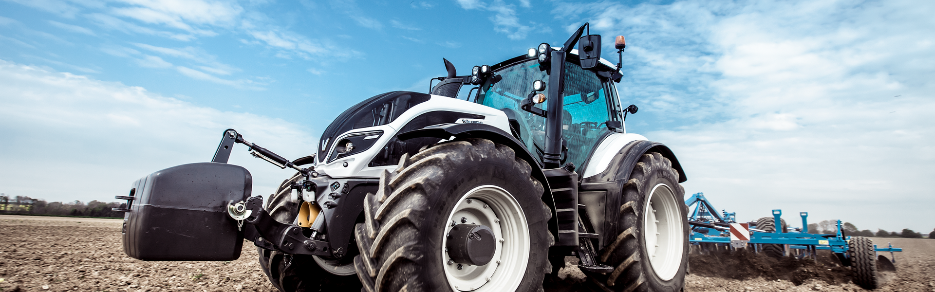 Инвестирай сега с налични трактори VALTRA
